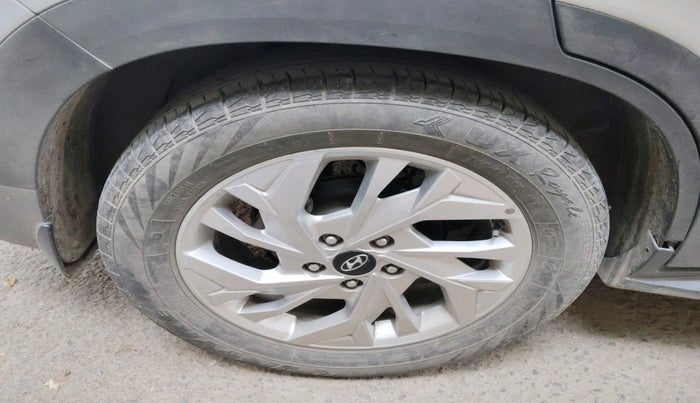 2021 Hyundai Creta SX EXECUTIVE 1.5 PETROL, Petrol, Manual, 26,234 km, tyre