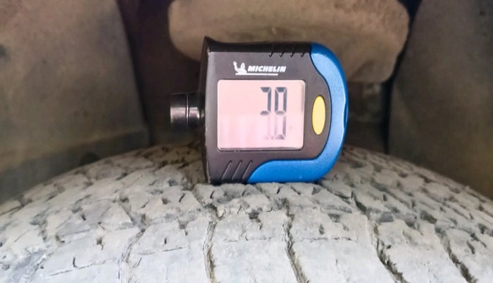 2013 Mahindra XUV500 W8, Diesel, Manual, 52,224 km, tyre