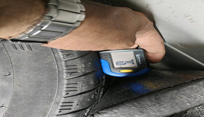 2016 Skoda Rapid AMBITION 1.6 MPI AT, Petrol, Automatic, 1,13,250 km, tyre