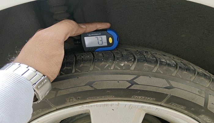 2016 Skoda Rapid AMBITION 1.6 MPI AT, Petrol, Automatic, 1,13,250 km, tyre