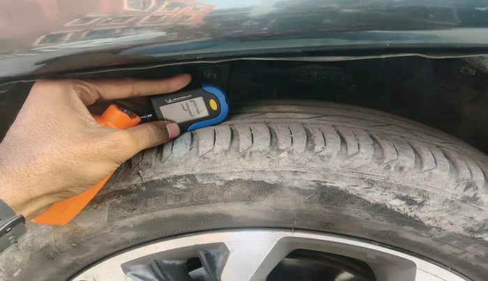 2021 Jeep Compass MODEL S (O) DIESEL 4X4 AT, Diesel, Automatic, 1,13,681 km, tyre