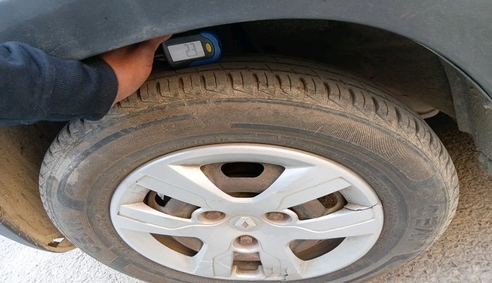 2016 Renault Kwid RXT 0.8, Petrol, Manual, 69,884 km, tyre