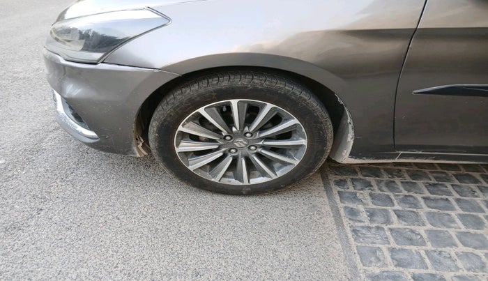 2019 Maruti Ciaz ALPHA  AT 1.5 SHVS PETROL, Petrol, Automatic, 85,987 km, tyre