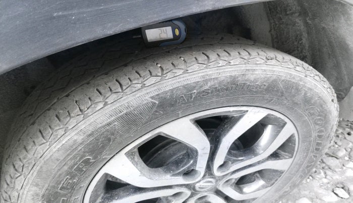 2016 Nissan Terrano XL (D), Diesel, Manual, 1,40,944 km, tyre