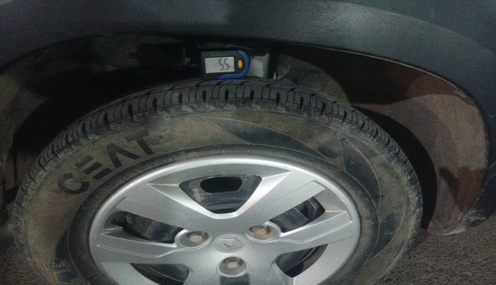 2018 Renault Kwid RXL, Petrol, Manual, 9,695 km, tyre