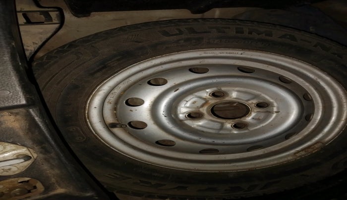 2014 Maruti Wagon R 1.0 LXI, Petrol, Manual, 75,041 km, tyre