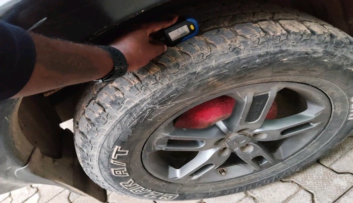 2019 Mahindra Scorpio S11 2WD, Diesel, Manual, 73,354 km, tyre