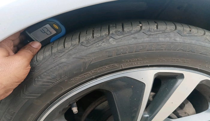 2021 Tata ALTROZ XZ DIESEL, Diesel, Manual, 71,920 km, tyre