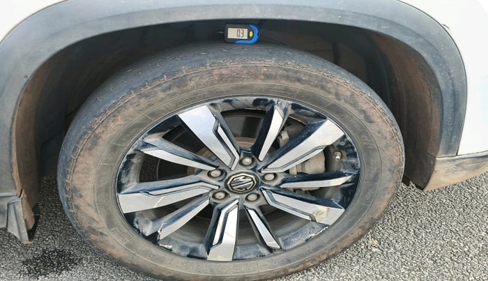 2019 MG HECTOR SHARP 2.0 DIESEL, Diesel, Manual, 1,28,720 km, tyre