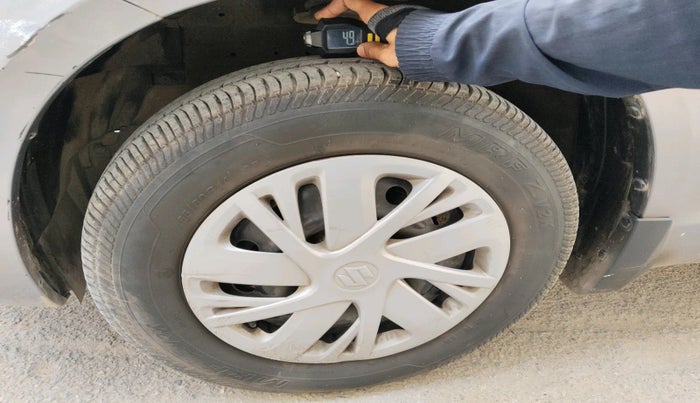 2015 Maruti Swift VXI, Petrol, Manual, 42,269 km, tyre