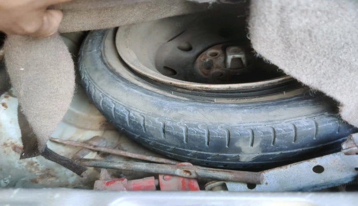 2010 Maruti Zen Estilo VXI, Petrol, Manual, 75,677 km, tyre