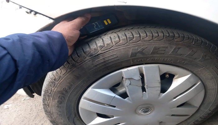 2014 Hyundai Eon ERA +, Petrol, Manual, 41,023 km, tyre