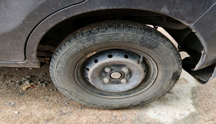 2022 Maruti Alto VXI, Petrol, Manual, 1,19,206 km, tyre