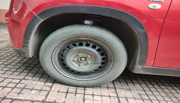 2017 Maruti Vitara Brezza VDI (O), Diesel, Manual, 66,187 km, tyre