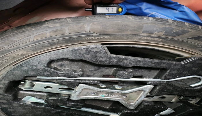 2017 Maruti Vitara Brezza VDI (O), Diesel, Manual, 66,187 km, tyre