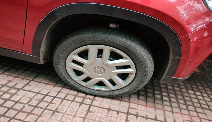 2017 Maruti Vitara Brezza VDI (O), Diesel, Manual, 66,187 km, tyre