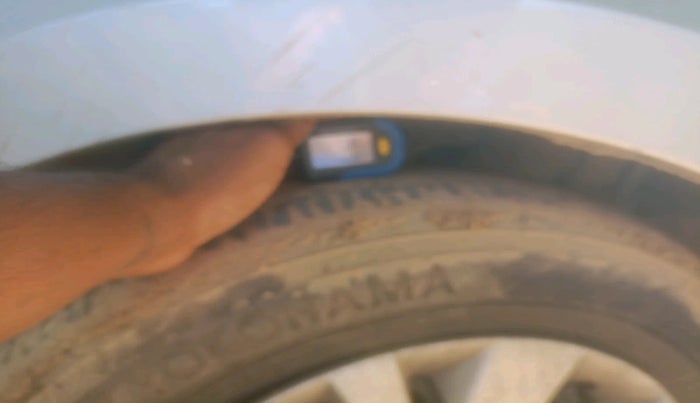 2013 Chevrolet Enjoy 1.3 LS 8 STR, Diesel, Manual, 1,11,343 km, tyre