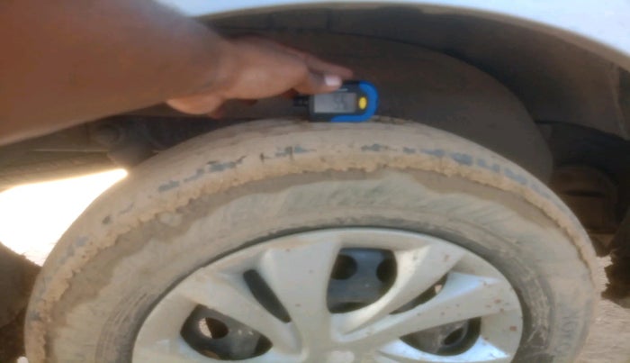 2013 Chevrolet Enjoy 1.3 LS 8 STR, Diesel, Manual, 1,11,343 km, tyre