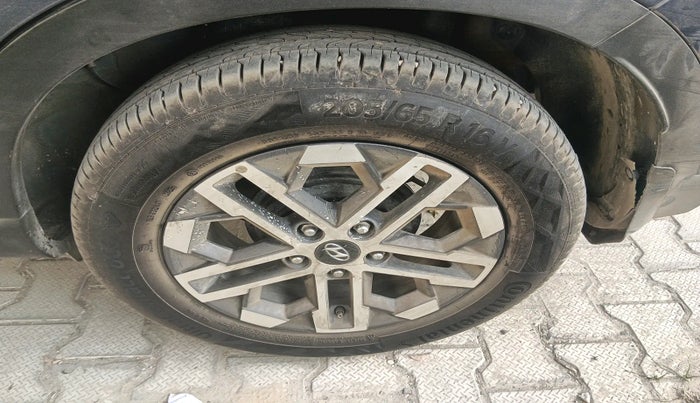 2022 Hyundai VENUE SX 1.2 PETROL, Petrol, Manual, 72,360 km, tyre