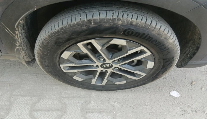 2022 Hyundai VENUE SX 1.2 PETROL, Petrol, Manual, 72,360 km, tyre