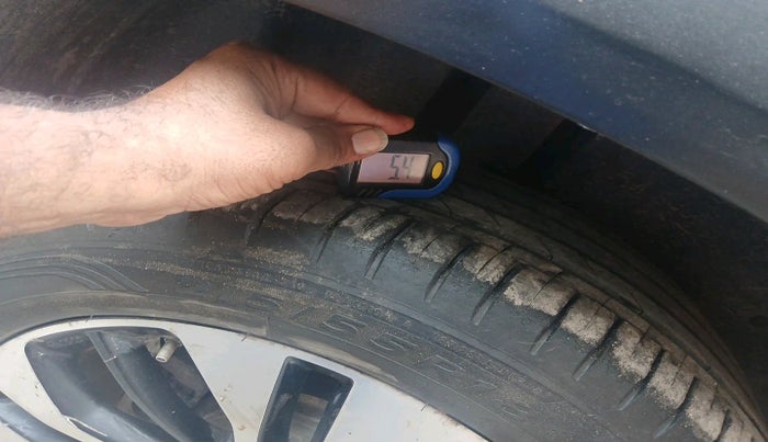 2022 MG HECTOR SHARP 2.0 DIESEL, Diesel, Manual, 48,376 km, tyre