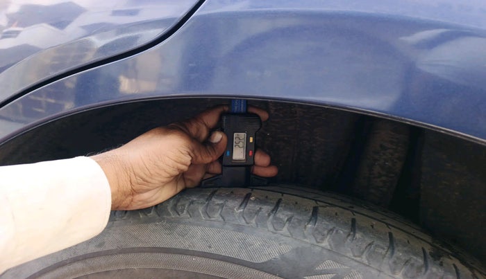 2018 Maruti Dzire ZXI, Petrol, Manual, 49,830 km, tyre