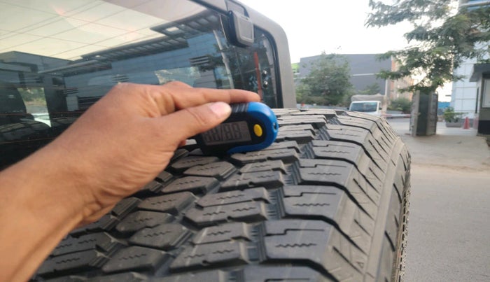 2022 Mahindra Thar LX HT PETROL 4WD MT, Petrol, Manual, 53,948 km, tyre