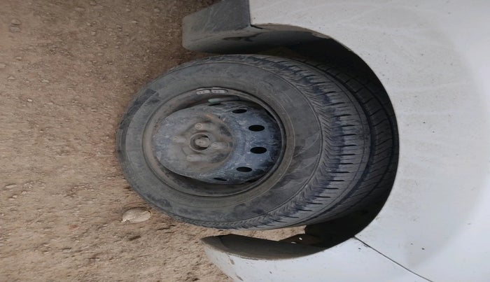 2020 Maruti Alto LXI, Petrol, Manual, 56,543 km, tyre