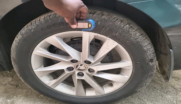 2022 Skoda SLAVIA AMBITION 1.0L TSI AT, Petrol, Automatic, 58,659 km, tyre