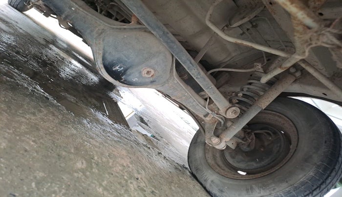 2011 Maruti Eeco 7 STR, Petrol, Manual, 88,830 km, tyre