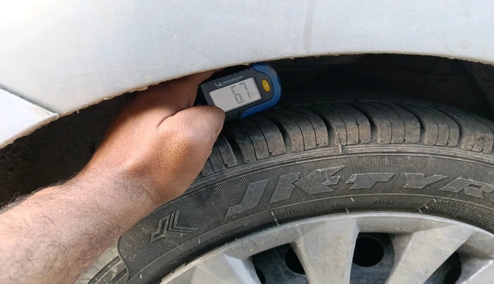 2016 Hyundai Xcent BASE ABS 1.1, Diesel, Manual, 82,627 km, tyre