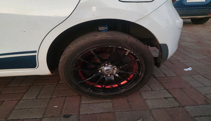 2016 Nissan Micra XL PETROL, Petrol, Manual, 1,25,151 km, tyre