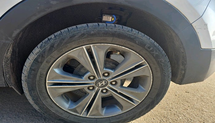 2015 Hyundai Creta SX (O) 1.6 DIESEL, Diesel, Manual, 1,34,900 km, tyre