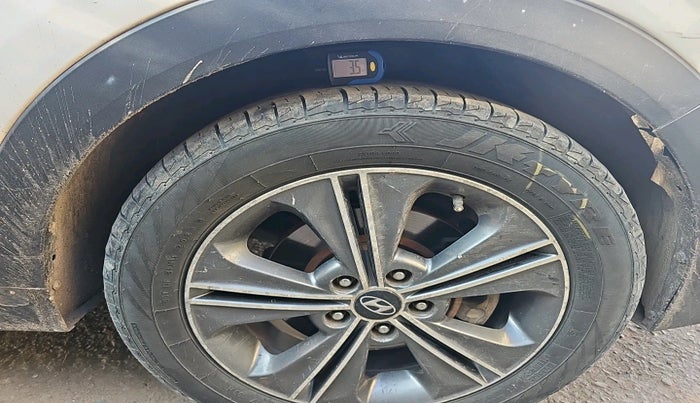 2015 Hyundai Creta SX (O) 1.6 DIESEL, Diesel, Manual, 1,34,900 km, tyre