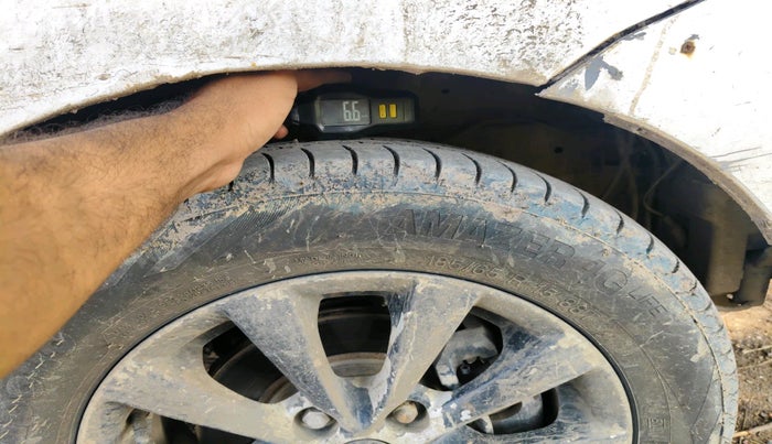 2013 Maruti Ertiga ZDI, Diesel, Manual, 2,51,733 km, tyre