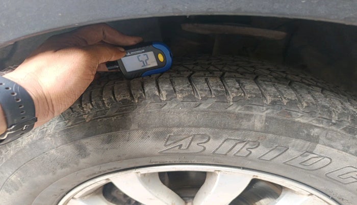 2019 Mahindra XUV500 W9, Diesel, Manual, 42,562 km, tyre