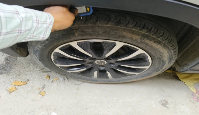 2021 Maruti Vitara Brezza VXI, Petrol, Manual, 45,820 km, tyre