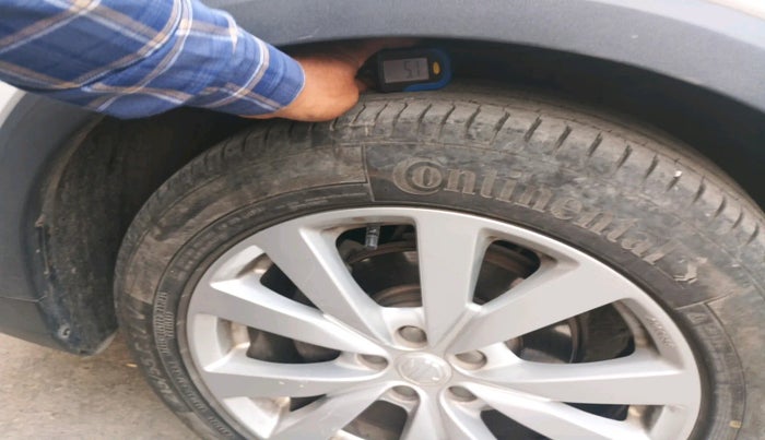 2022 MG ASTOR SMART 1.5 MT, Petrol, Manual, 28,373 km, tyre