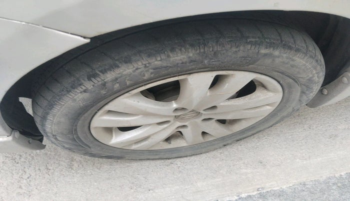 2017 Maruti Ertiga ZDI + SHVS, Diesel, Manual, 68,278 km, tyre