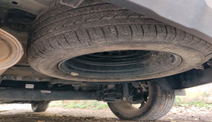 2023 MG HECTOR PLUS SHARP PRO 1.5 PETROL TURBO CVT 7 STR, Petrol, Automatic, 13,831 km, tyre