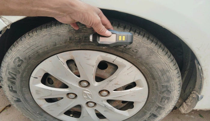 2010 Hyundai i10 MAGNA 1.1, Petrol, Manual, 1,06,236 km, tyre