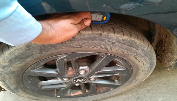 2020 Hyundai GRAND I10 NIOS SPORTZ AMT 1.2 KAPPA VTVT, Petrol, Automatic, 23,576 km, tyre