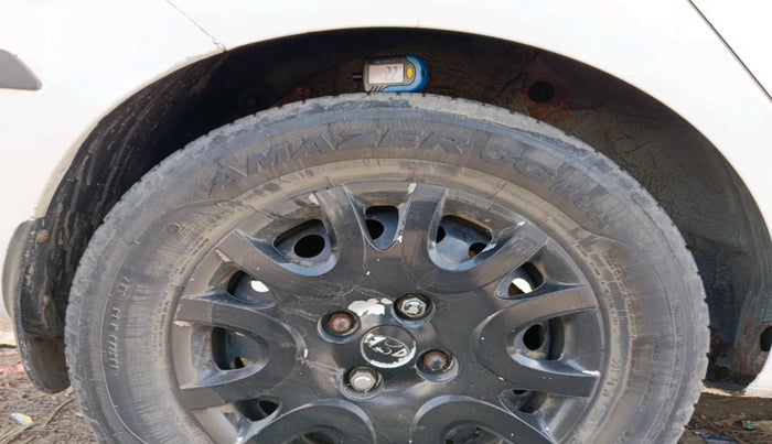 2011 Hyundai i20 MAGNA 1.4 CRDI, Diesel, Manual, 1,54,235 km, tyre