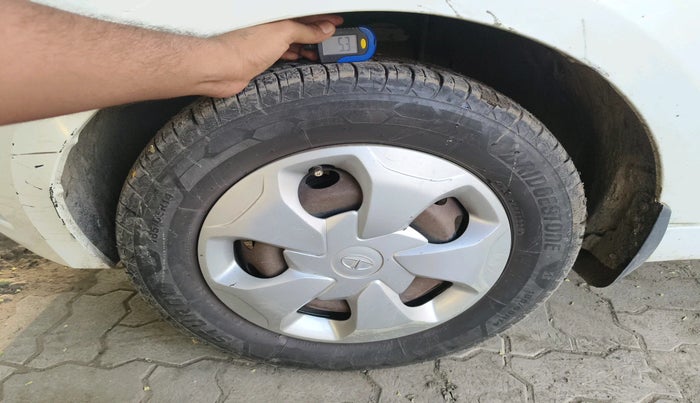 2018 Tata Tiago XZ PETROL, Petrol, Manual, 1,97,976 km, tyre