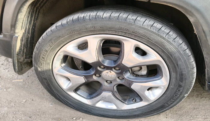 2019 Jeep Compass LIMITED PLUS PETROL AT, Petrol, Automatic, 65,957 km, tyre