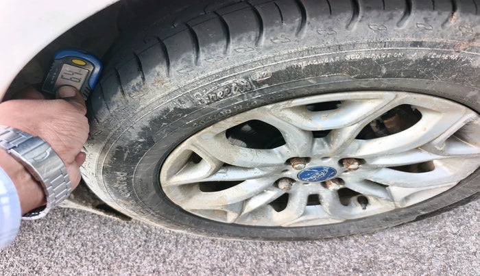 2015 Ford Ecosport TITANIUM 1.5L DIESEL, Diesel, Manual, 89,136 km, tyre