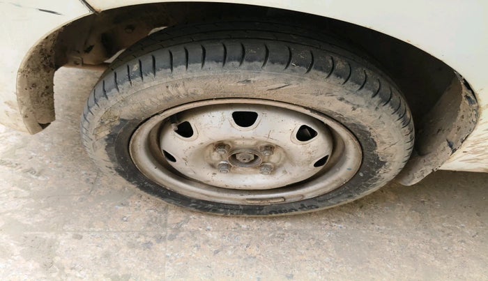 2017 Maruti Alto K10 LXI CNG (AIRBAG), Petrol, Manual, 83,198 km, tyre