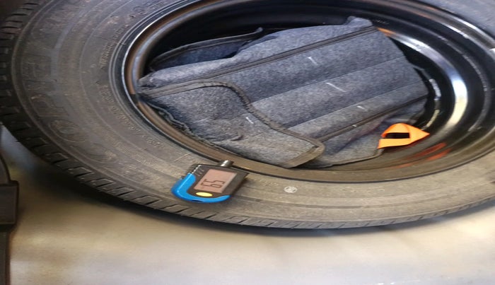 2021 Hyundai NEW I20 ASTA 1.2 AT, Petrol, Automatic, 16,337 km, tyre