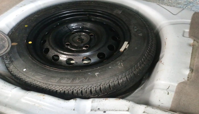 2015 Ford Figo Aspire TITANIUM1.5 DIESEL, Diesel, Manual, 1,68,740 km, tyre