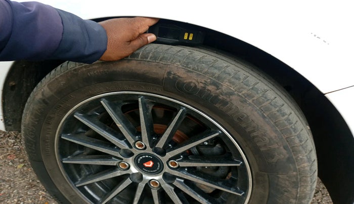 2015 Ford Figo Aspire TITANIUM1.5 DIESEL, Diesel, Manual, 1,68,740 km, tyre